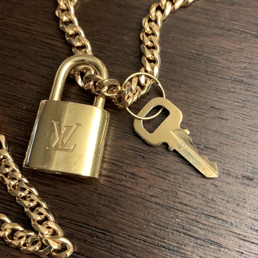 Authentic Lv Padlock - Picture 8 of 9